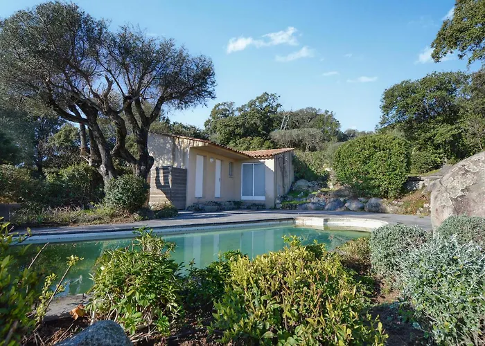 Cozy In Porto-vecchio 別荘