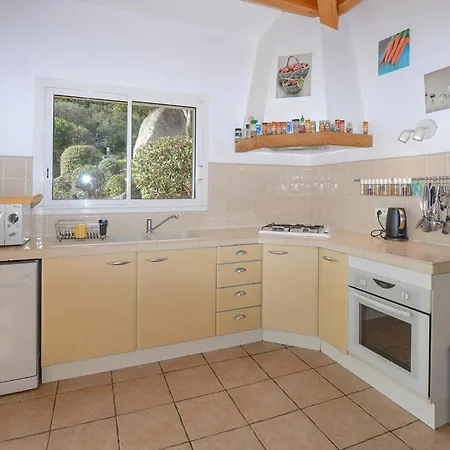 Cozy In Porto-vecchio בית נופש פורטו-וישיו