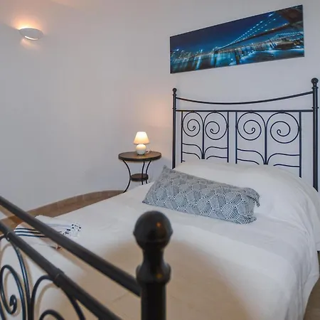 Cozy In Porto-vecchio בית נופש